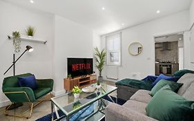 The Exquisite House - Amazing Location - Parking